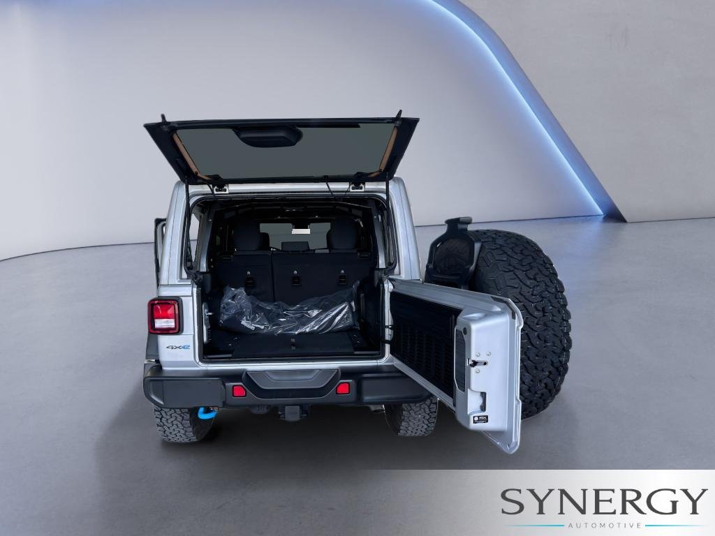Used 2024 Silver Zynith Clearcoat Jeep Willys image 7