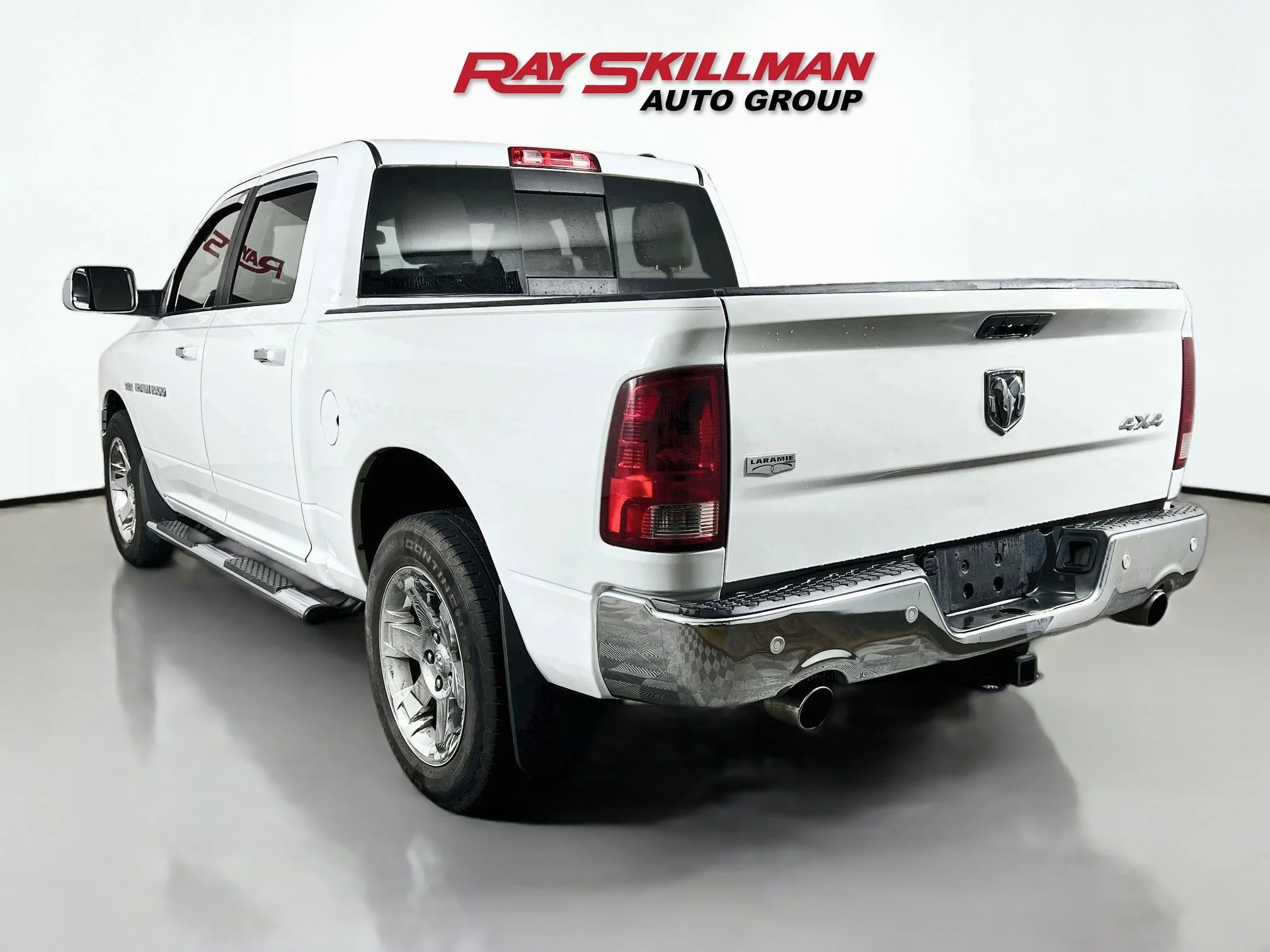 Used 2011 Bright White Ram LARAMIE LONGHORN image 5