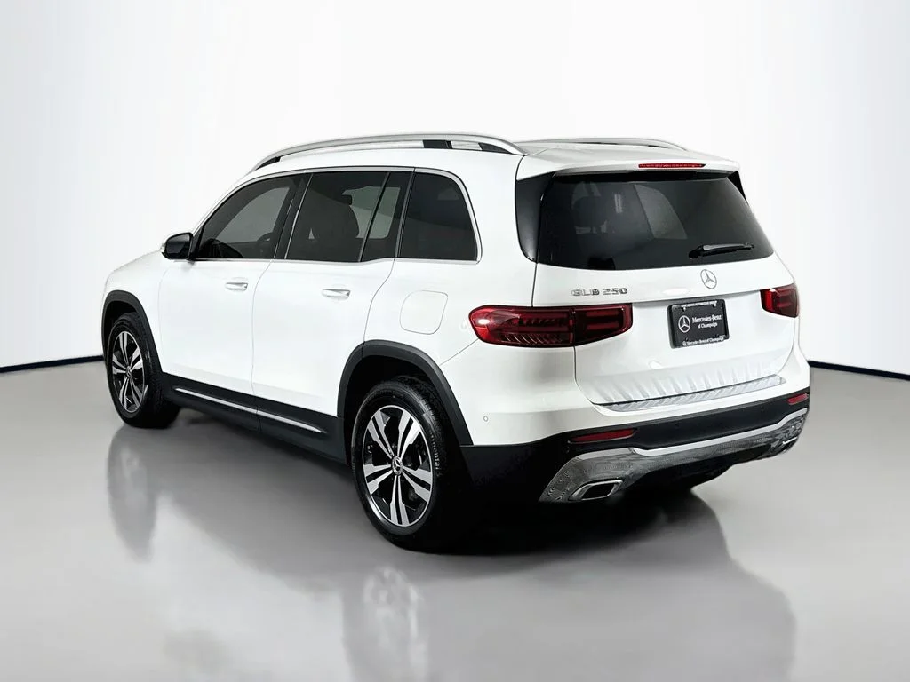 Used 2025 White Mercedes-Benz GLB 250 image 5