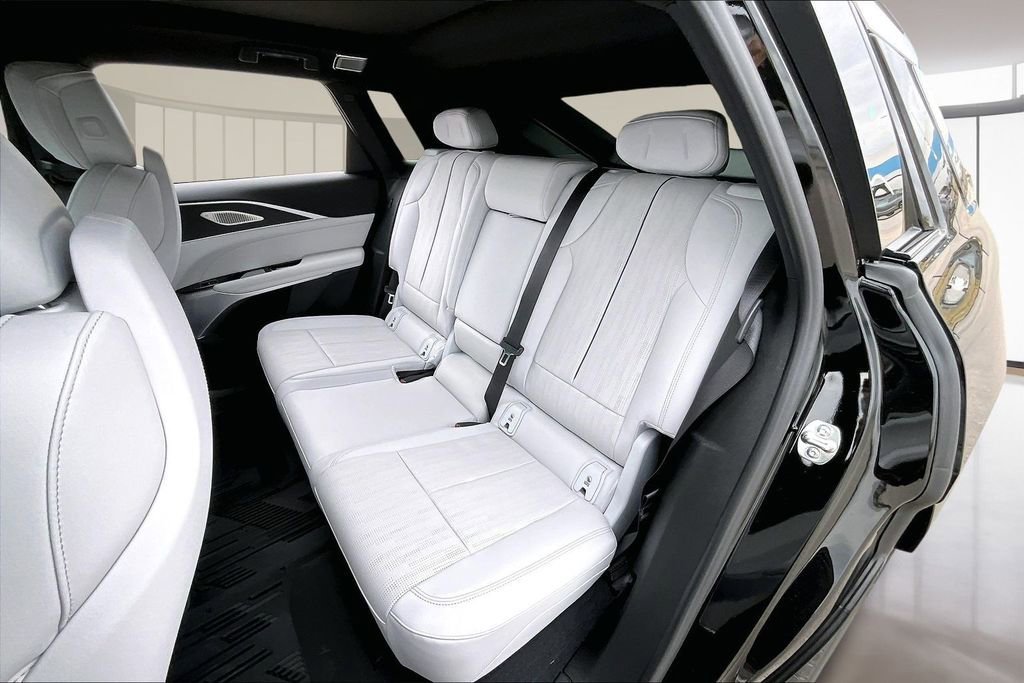 2026 Cadillac LYRIQ Premium Luxury - Photo 10