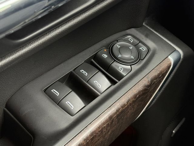 Used 2022 Gray GMC Denali image 25