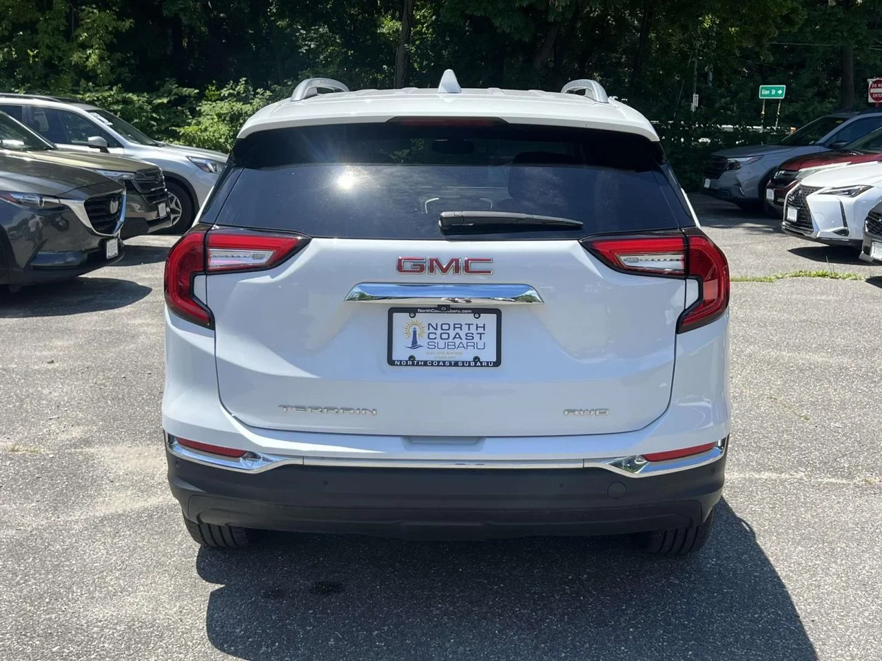2022 GMC Terrain SLT - Photo 8