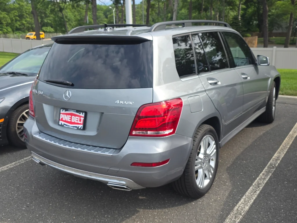 Used 2015 Palladium Silver Metallic Mercedes-Benz GLK image 6