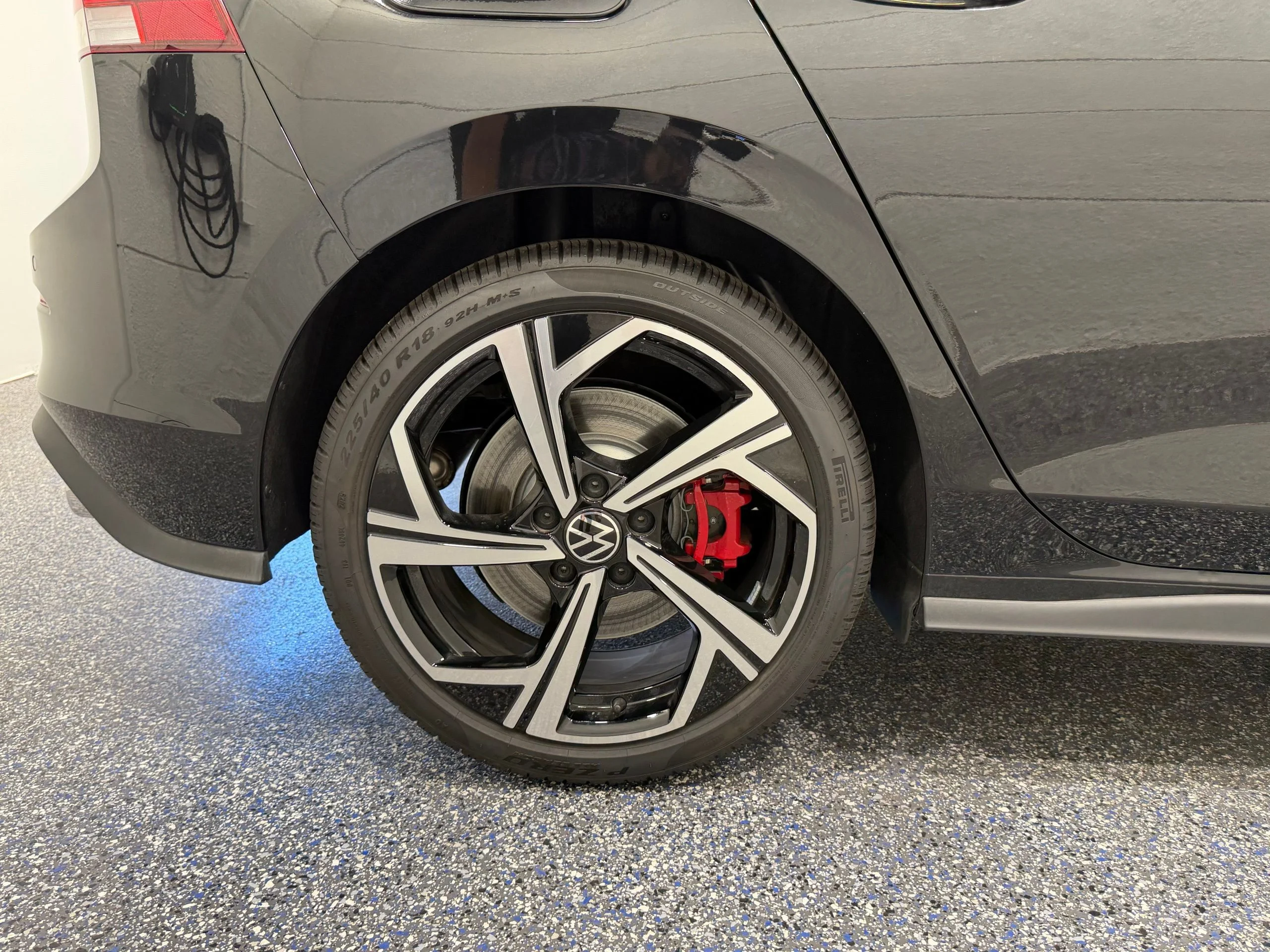 New 2026 Black Volkswagen 2.0T SE image 13
