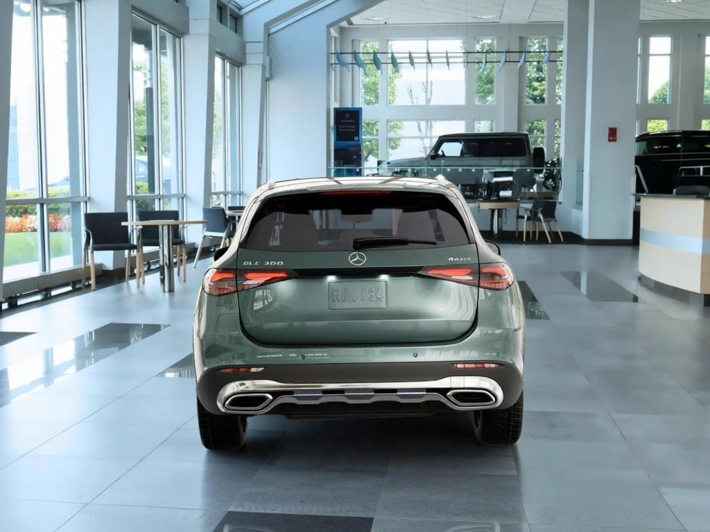 New 2026 Verde Silver Metallic Mercedes-Benz GLC 300 image 65
