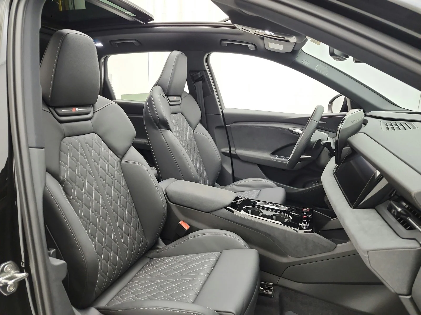 New 2027 Mythos Black Metallic Audi Premium Plus quattro image 15