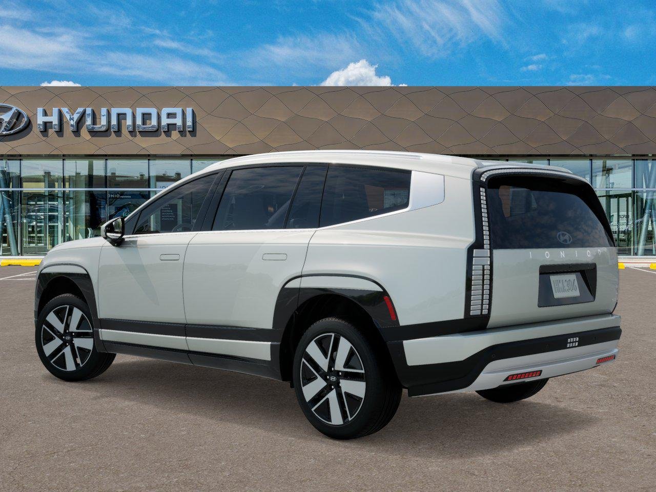 New 2026 Snow White Pearl Hyundai SEL image 5
