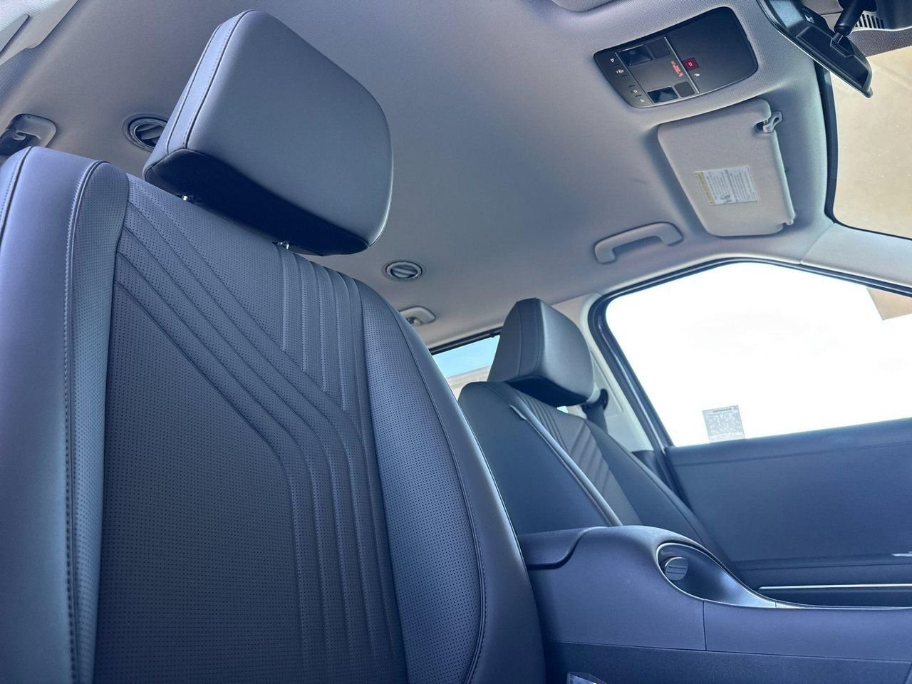 New 2026 Gray Hyundai SEL 7P image 17