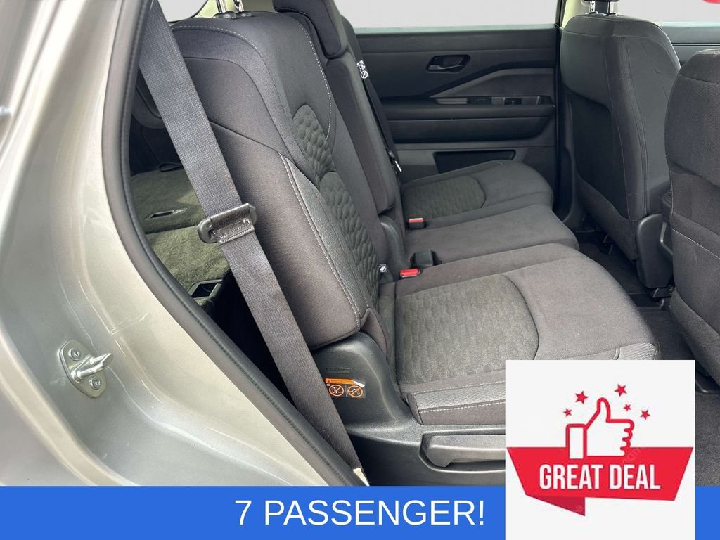 Used 2024 Silver Nissan S image 15