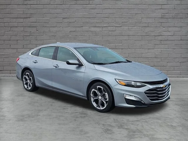 Used 2024 Sterling Gray Metallic Chevrolet 1LT image 7