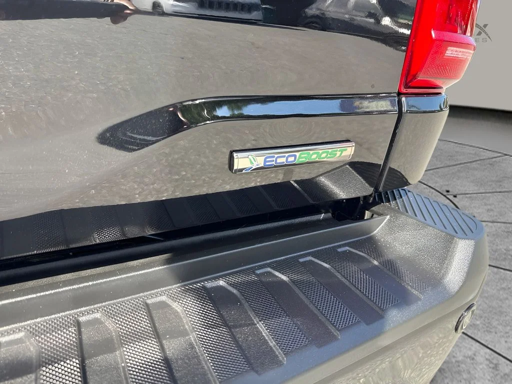 Used 2023 Black Ford XLT image 34