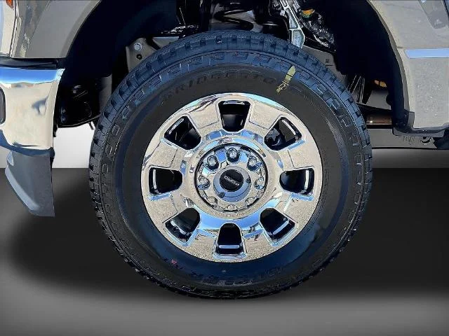 New 2027 Marsh Gray Metallic Ford F-250® Lariat® image 55