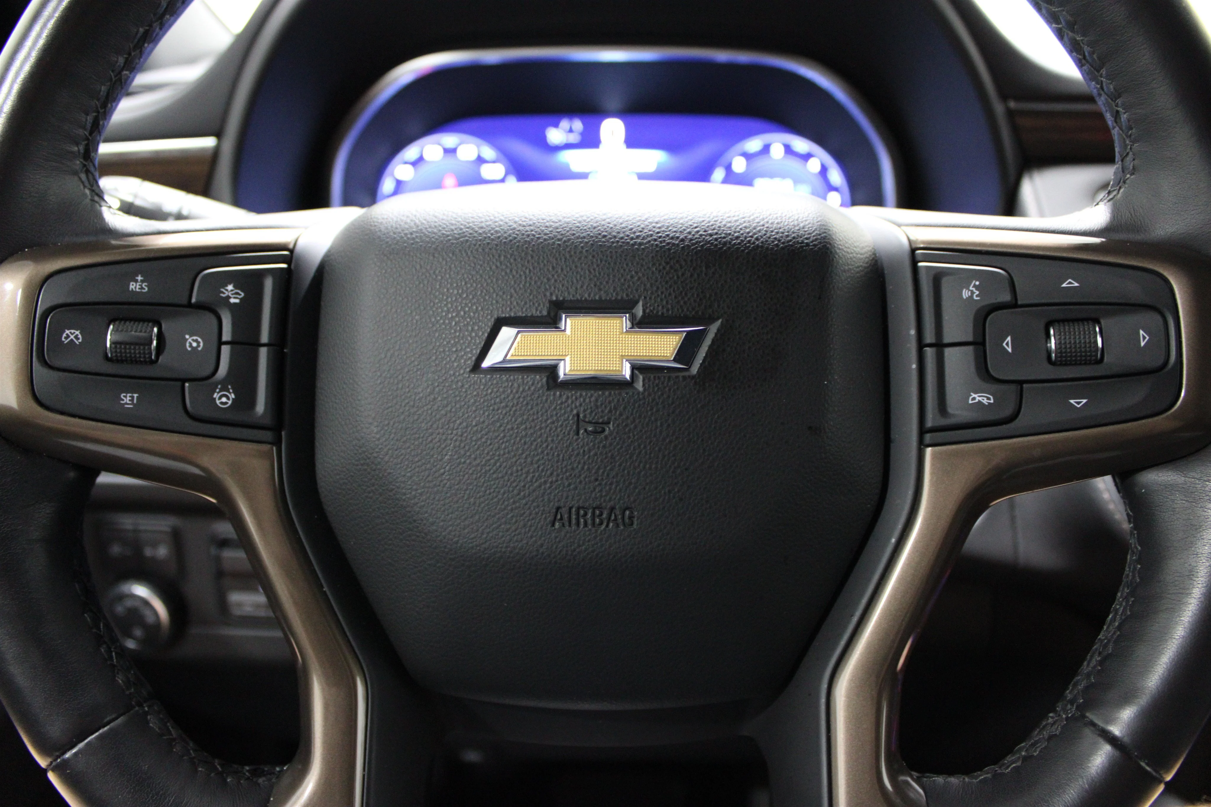 2024 Chevrolet Suburban High Country - Photo 11