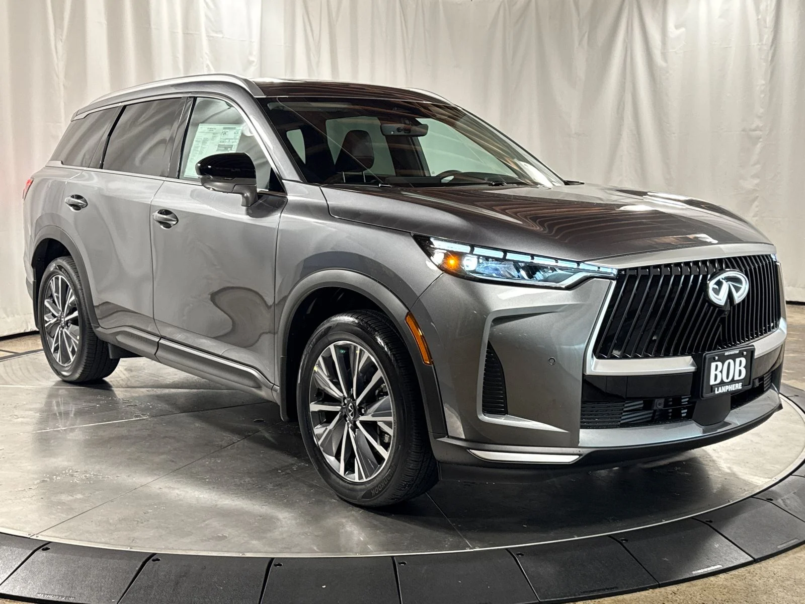 New 2027 GRAPHITE SHADOW INFINITI Luxe AWD image 7