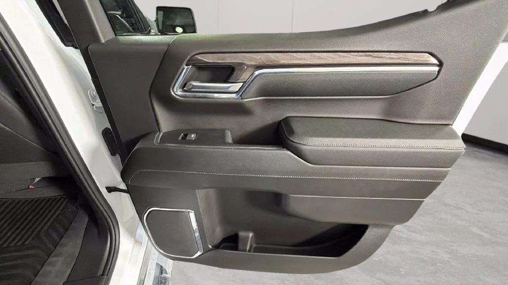 2024 Chevrolet Silverado 1500 LTZ - Photo 35