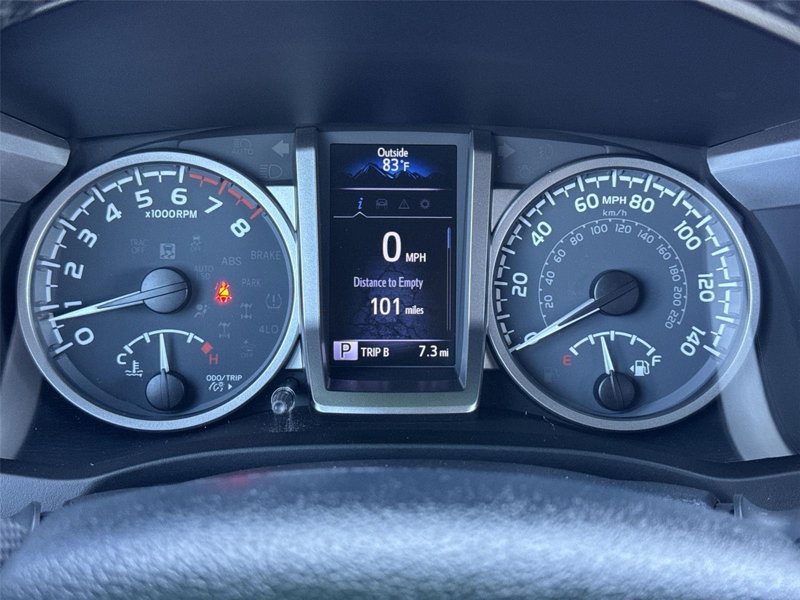 2020 Toyota Tacoma SR5 - Photo 11