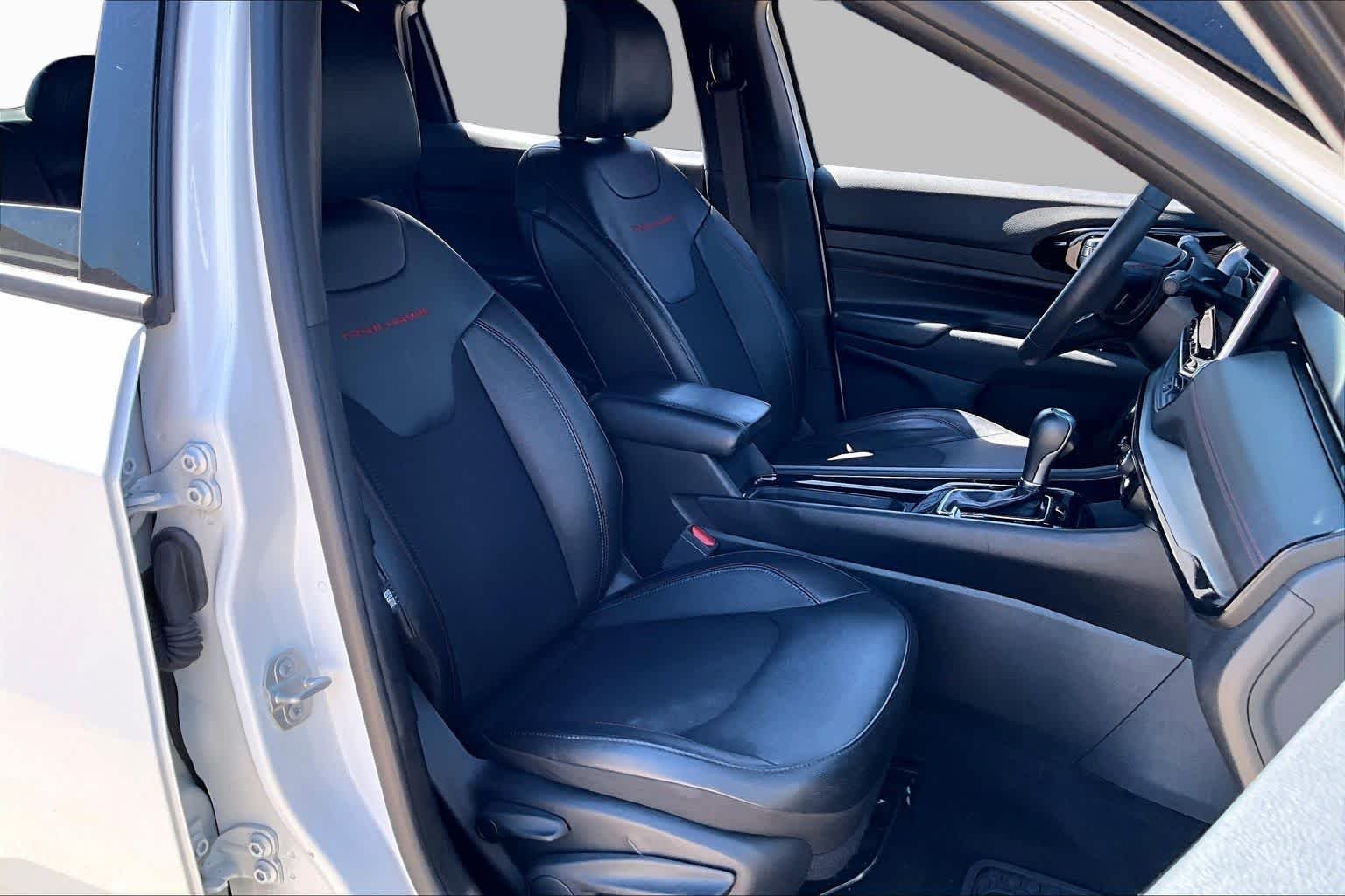 2025 Jeep Compass Trailhawk - Photo 9