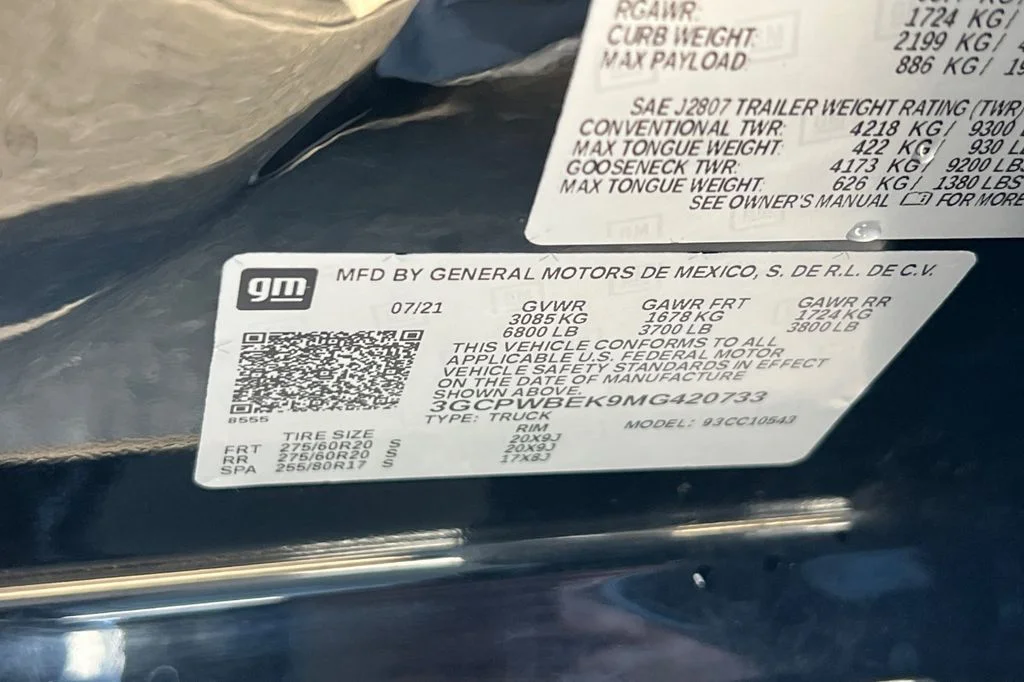Used 2021 Black Chevrolet Custom image 29