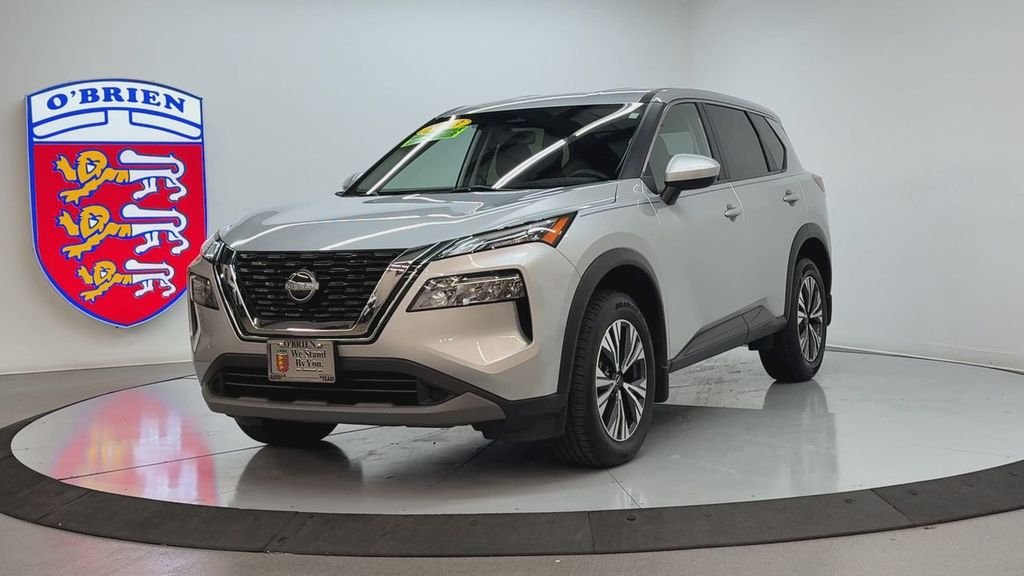Used 2023 Brilliant Silver Metallic Nissan SV image 9