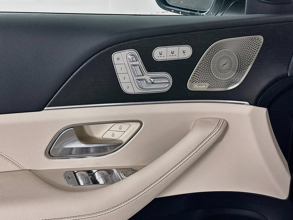 New 2026 Polar White Mercedes-Benz GLS 580 image 53