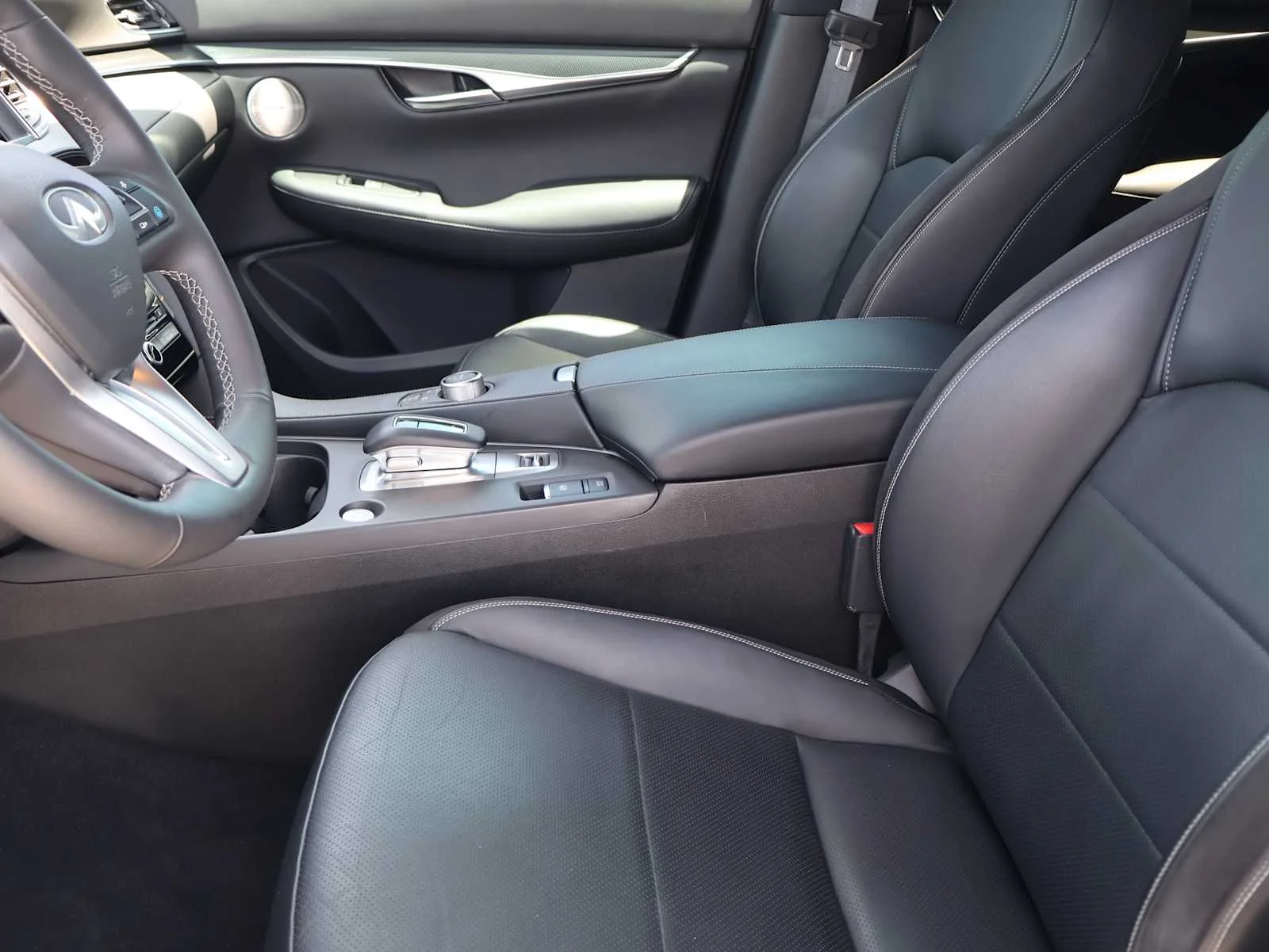 Certified Used 2023 Graphite Shadow INFINITI SPORT image 13