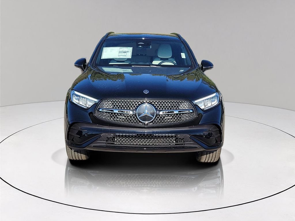 New 2026 Black Mercedes-Benz GLC 300 image 2
