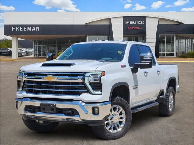 Used 2025 Summit White Chevrolet LTZ image 1