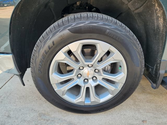 Used 2025 Cypress Gray Chevrolet LTZ image 8