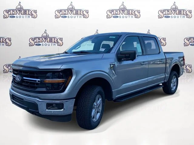 New 2026 Silver Ford XLT image 5