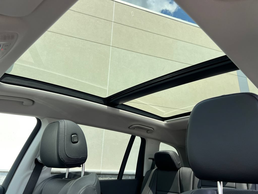 New 2026 Black Mercedes-Benz GLS 450 image 63