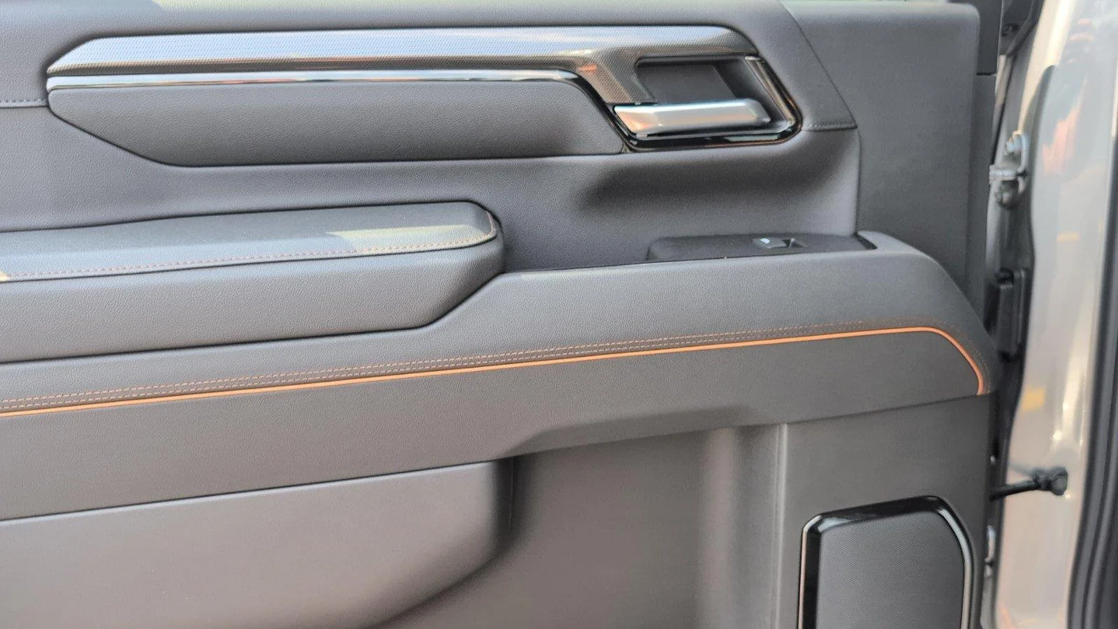 New 2026 Sterling Metallic GMC AT4 image 37