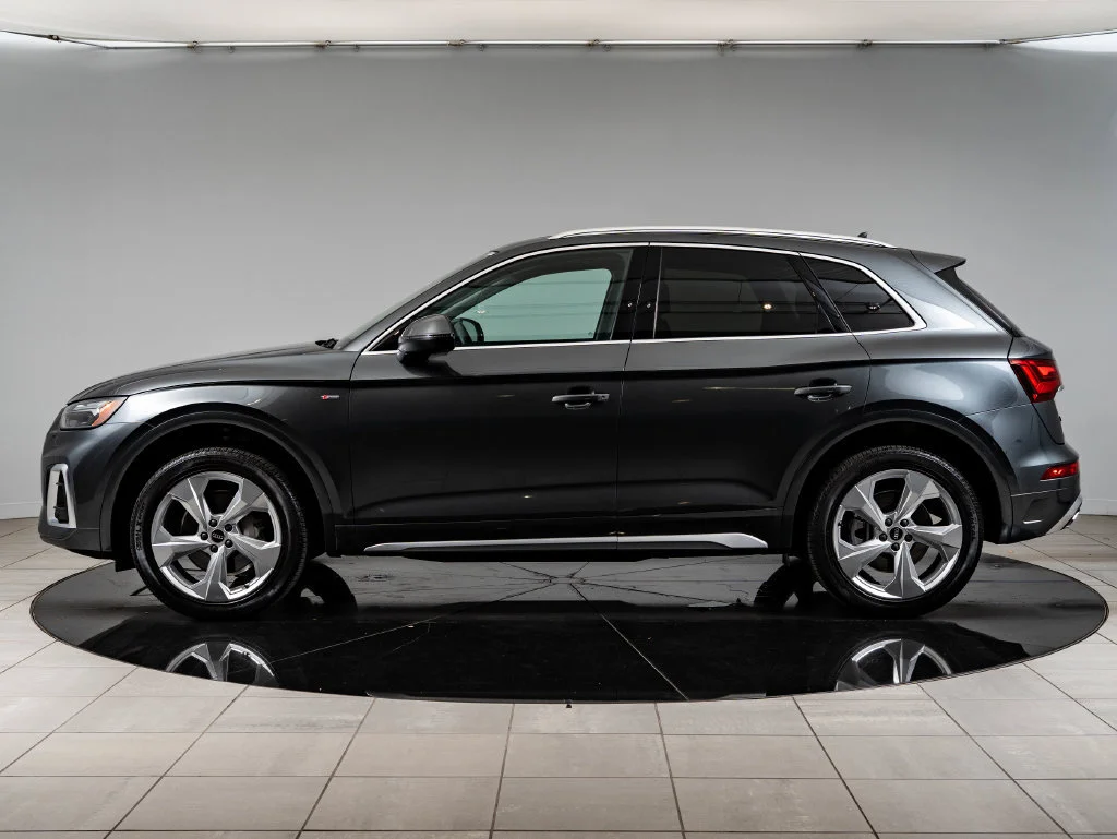 Used 2023 Daytona Gray Pearl Audi 45 S line Premium image 5