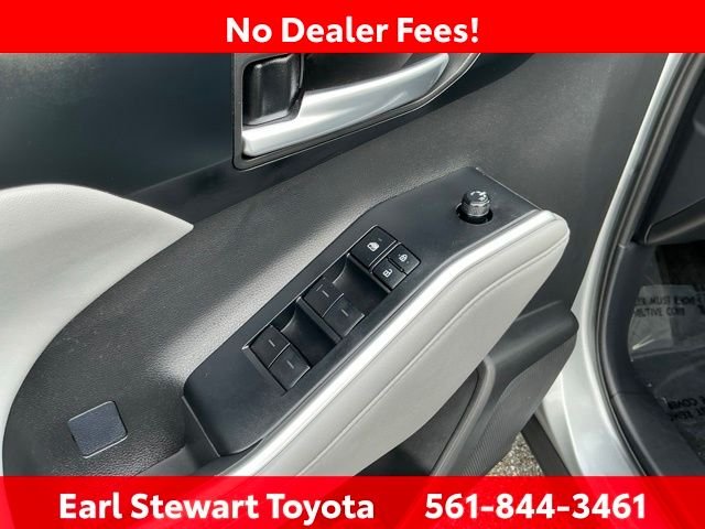 Certified Used 2025 Silver Toyota XLE image 33