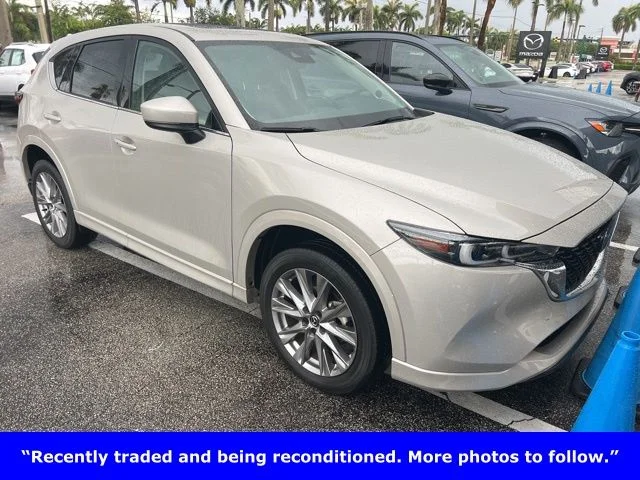 2024 Mazda CX-5 S Premium package Auto AWD's photo