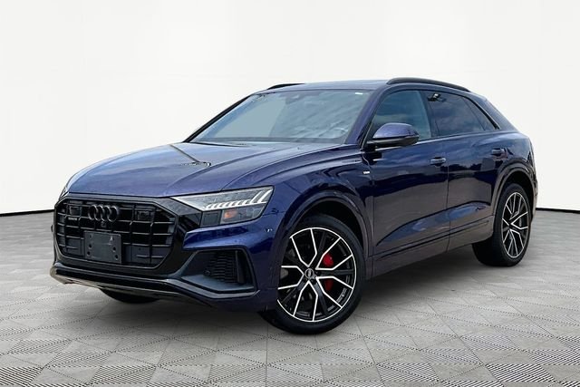2023 Audi Q8 55 Premium Plus