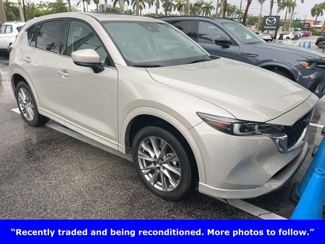 2024 Mazda CX-5 S Premium package Auto AWD's photo
