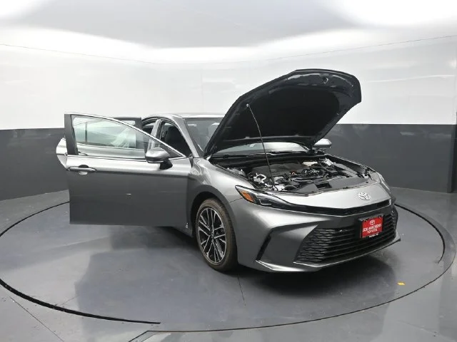 Used 2026  Toyota XLE image 39