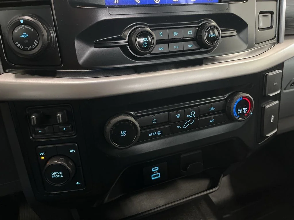 Used 2023 White Ford XL image 14
