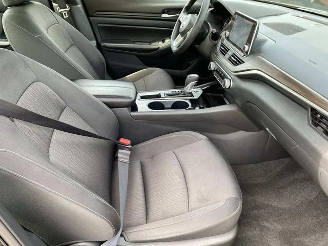 Used 2024 Black Nissan 2.5 SV image 19