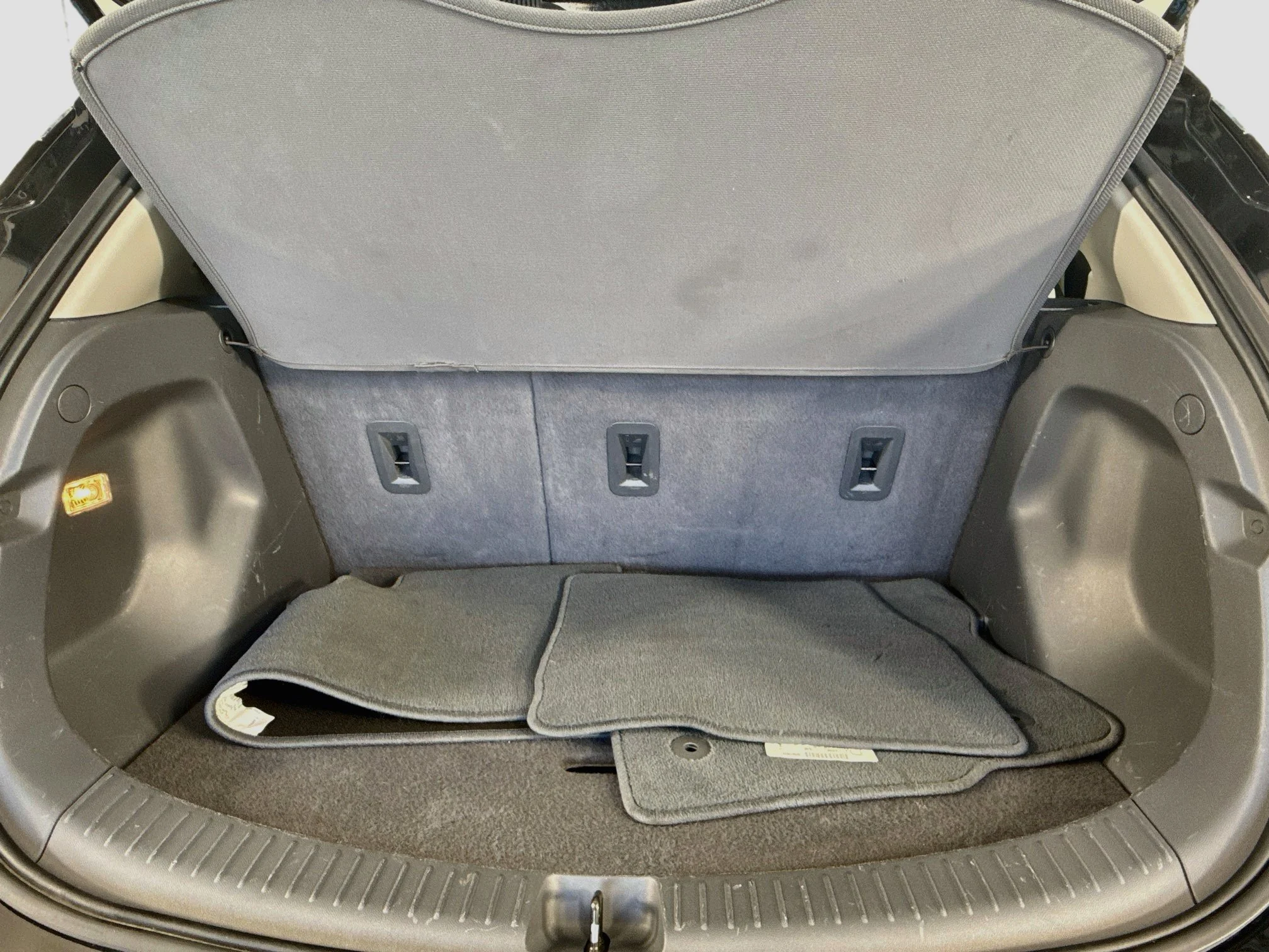 Used 2020 MOSAIC BLACK METALLIC Chevrolet LT image 26