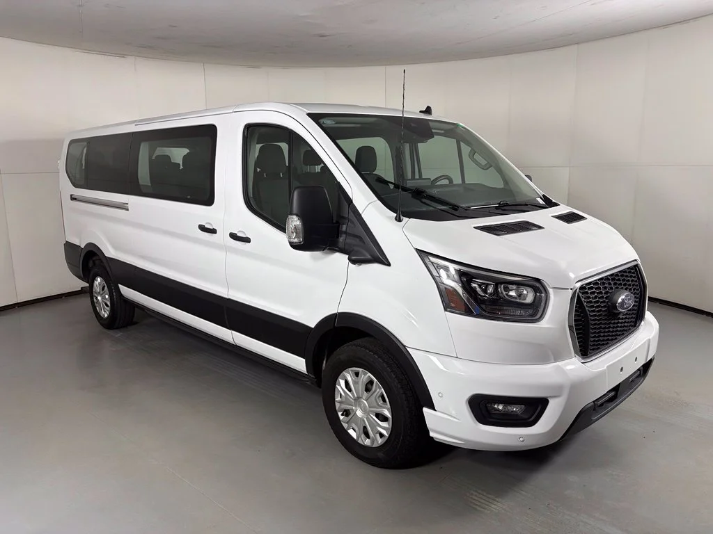 Used 2023 White Ford XLT image 2