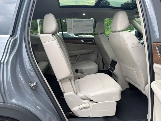 New 2026 Gray Volkswagen 2.0T SE w/Technology image 28