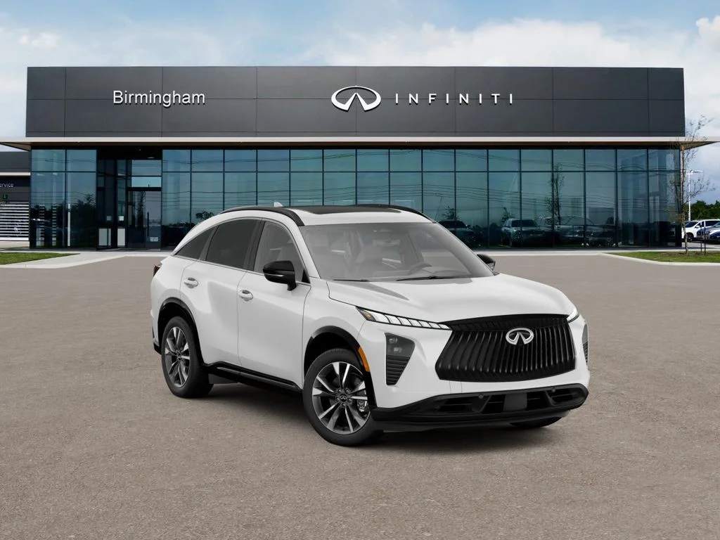 New 2027 RADIANT WHITE INFINITI LUXE image 4
