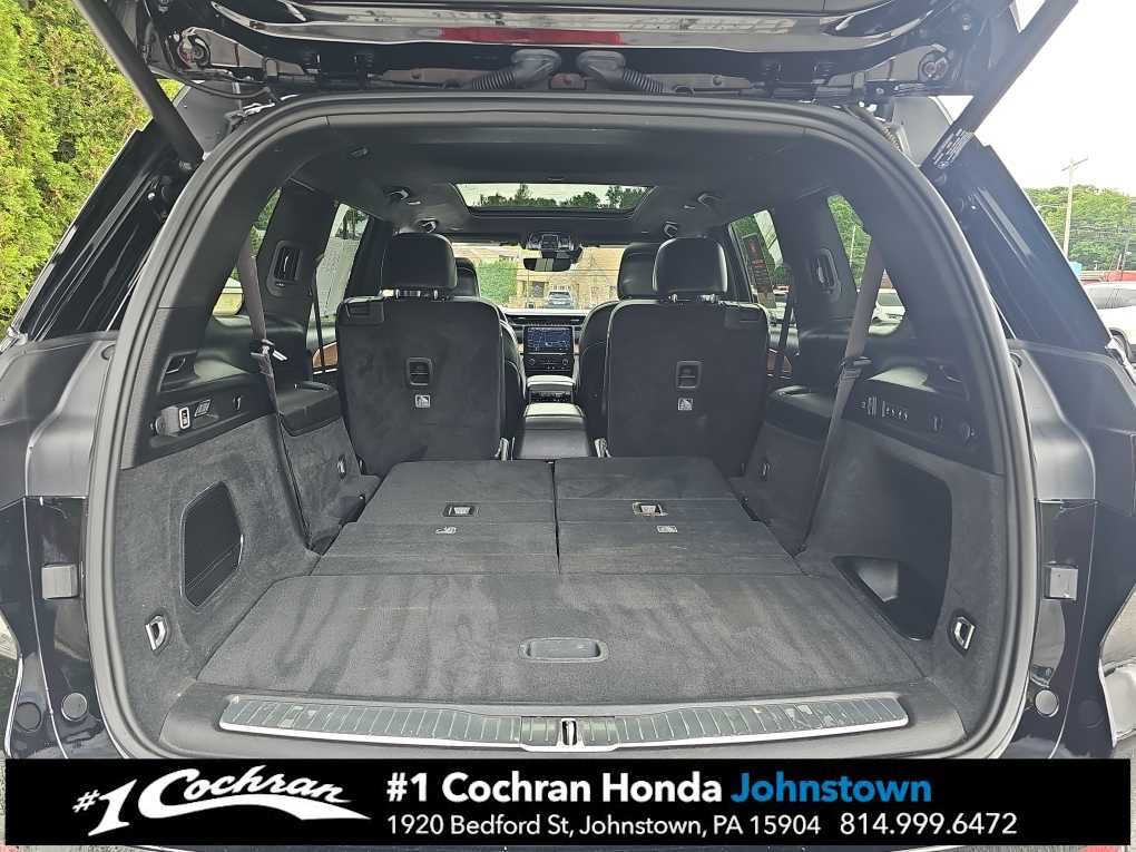 Used 2023 Diamond Black Crystal Pearlcoat Jeep Summit Reserve image 40