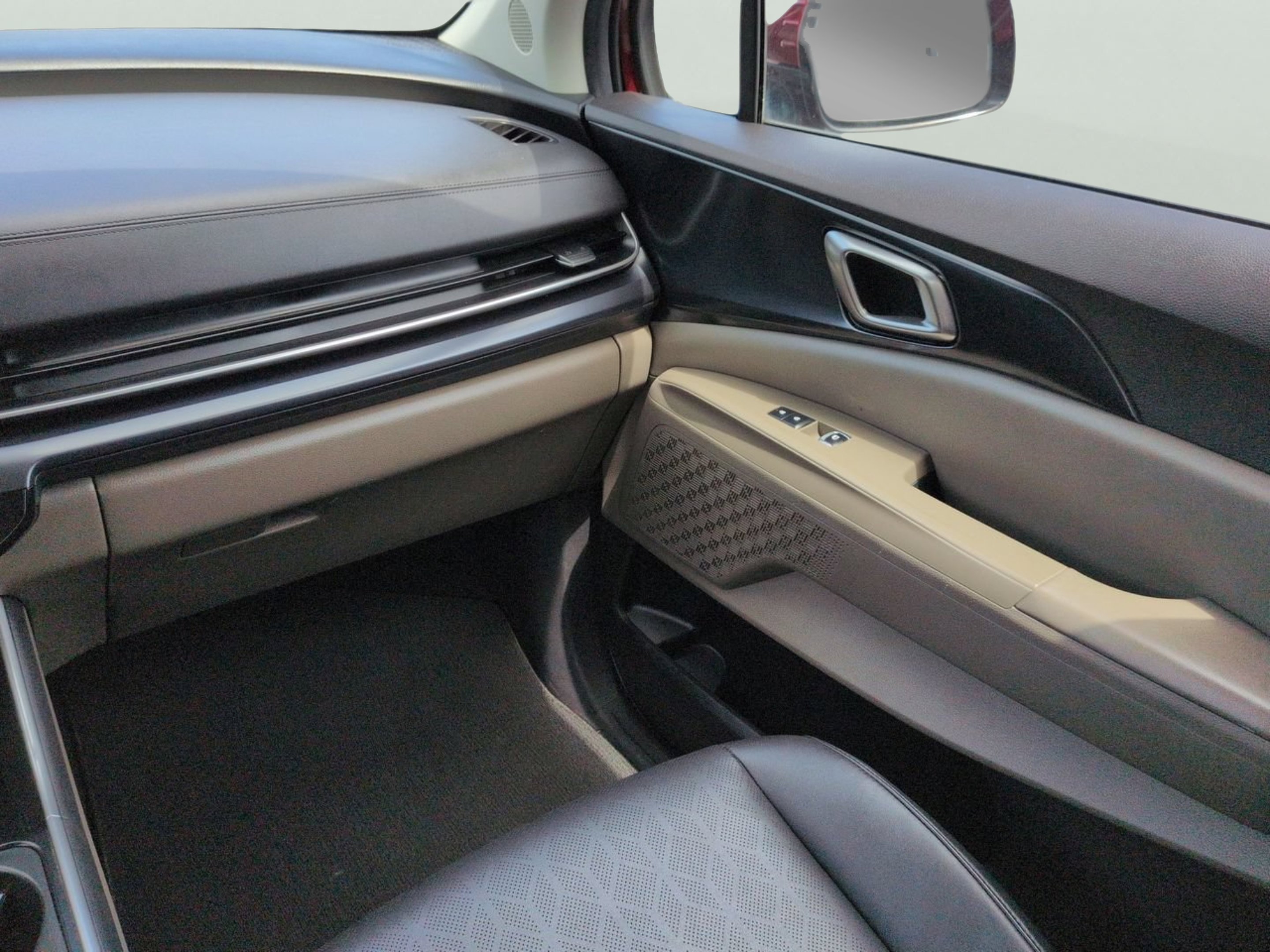 Certified Used 2025 Flare Red Kia LXS image 15