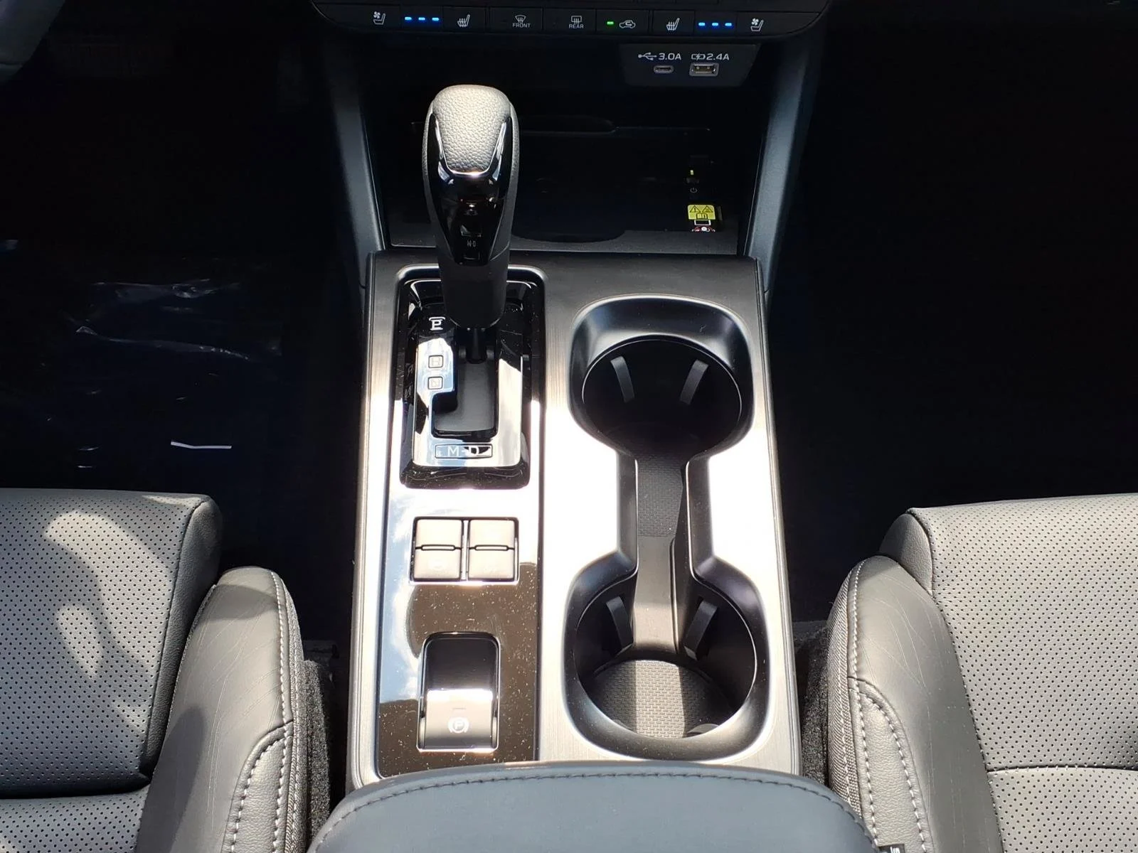 2026 Subaru Outback Touring - Photo 13
