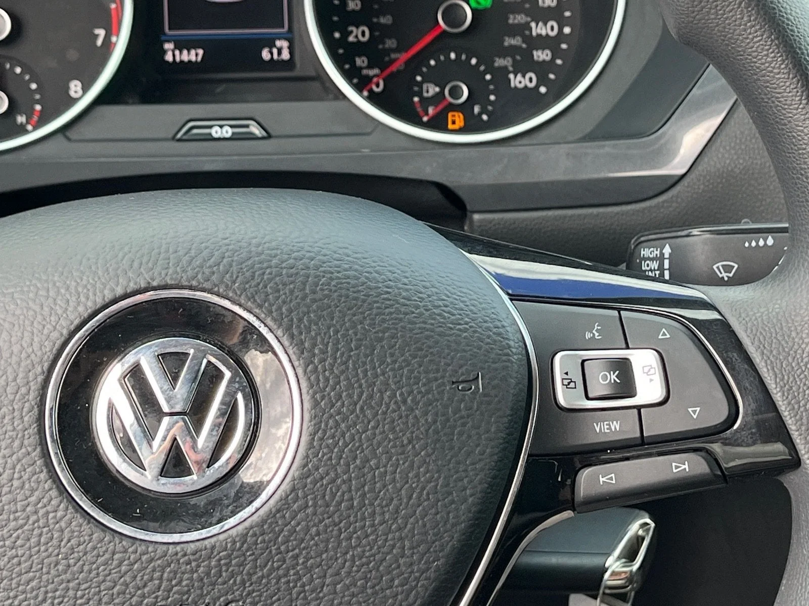 Used 2021 Platinum Gray Volkswagen 2.0T S image 19