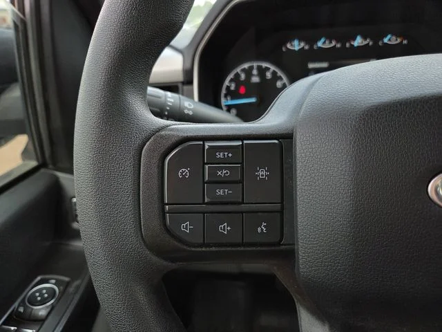 Used 2023 Oxford White Ford XL image 22