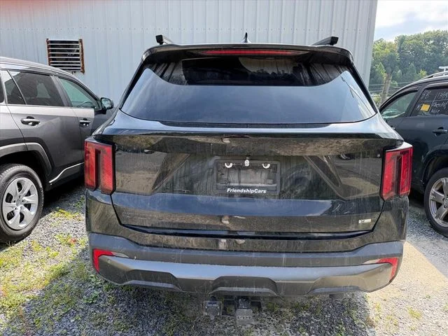 Used 2025 Black Kia X-Line SX image 14