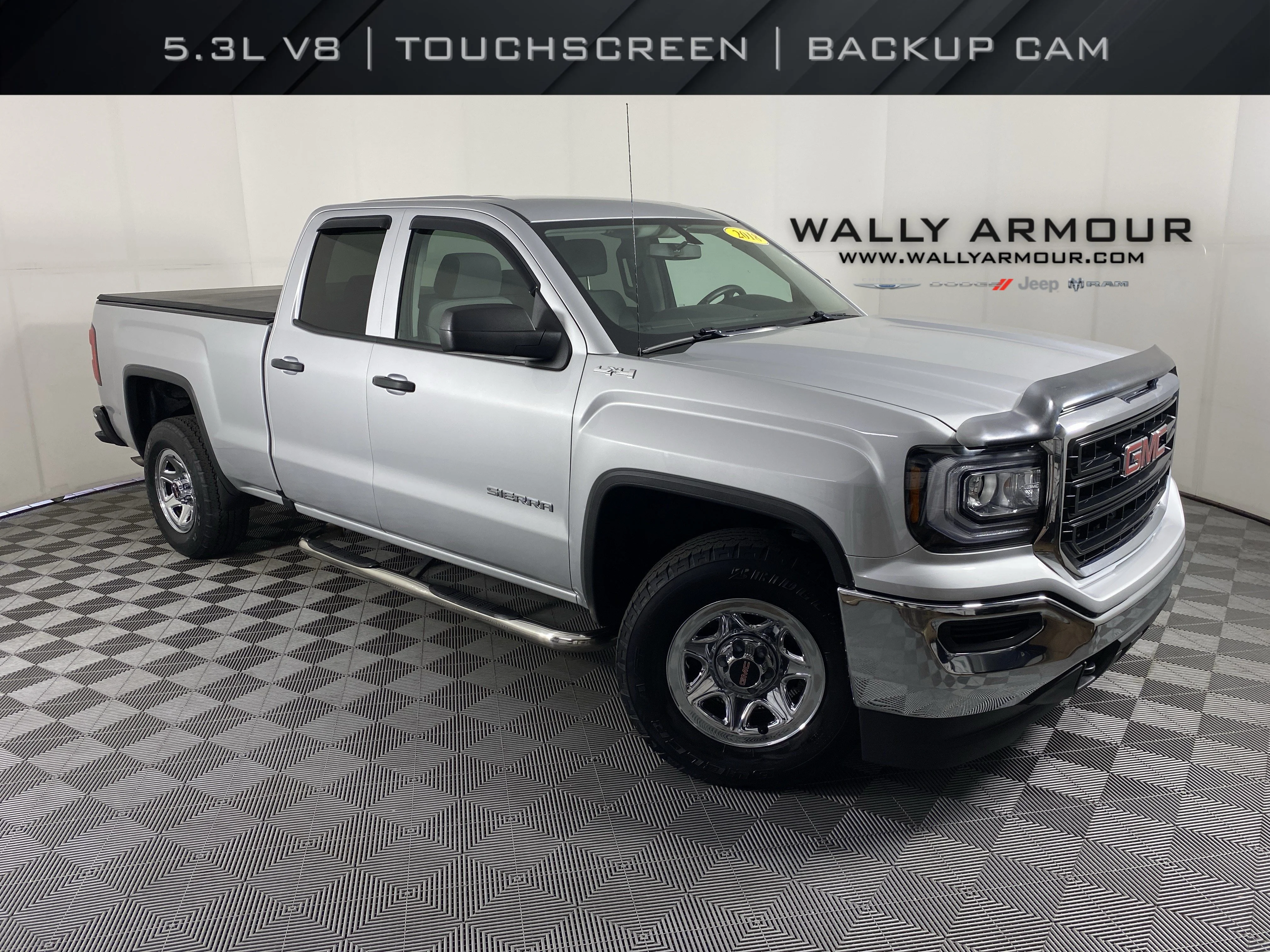 2018 GMC Sierra 4WD Double Cab Standard Box's photo